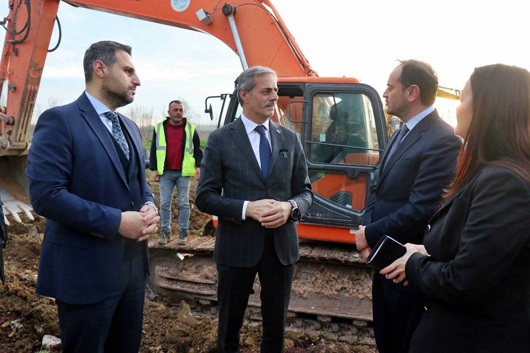 Sadece İstanbul'da vardı, artık o şehirde de hizmete giriyor! İşte metrobüsü kullanacak ikinci şehir... 1